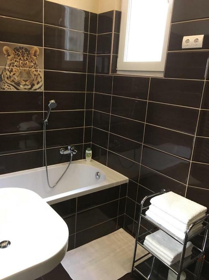 Adam'S Flat Leilighet Budapest Eksteriør bilde